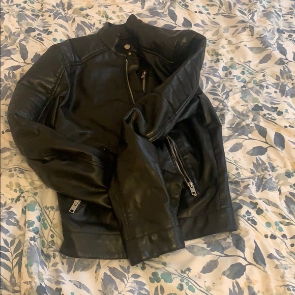 Leather jacket - Picture 2 of 4